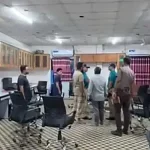 হাজারীবাগে কুরিয়ার সার্ভিসে হামলা: মামলার বাদীকে ফোনে হুমকি