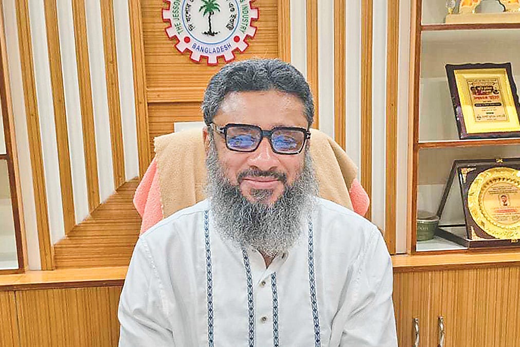 যোগাযোগ সুবিধা থাকলেও কেন বড় শিল্প গড়ে ওঠেনি যশোরে?