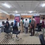 হাজারীবাগে কুরিয়ার সার্ভিসে হামলা: মামলার বাদীকে হত্যার হুমকি