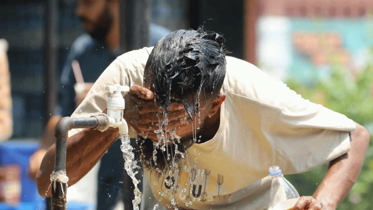 দেশ থেকে কবে বিদায় নেবে ভ্যাপসা গরম? জানা গেল তথ্য