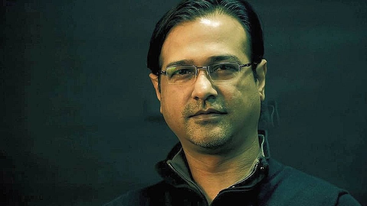 কেউ একজন দৌড়ে পালিয়েছে: গাড়িতে গুলির ঘটনার পর আসিফের