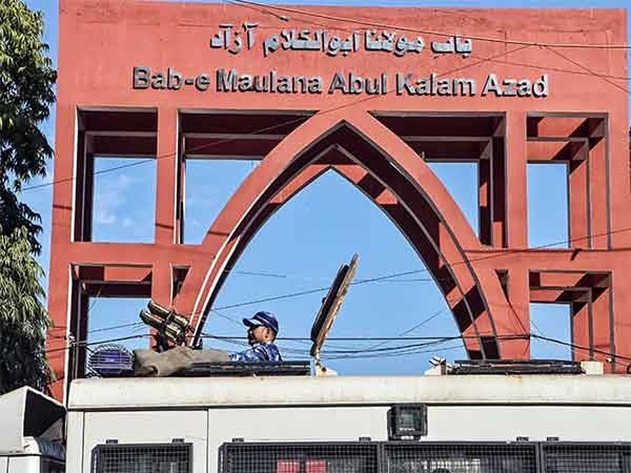 জামিয়া মিল্লিয়ায় ছাত্র সংসদ নির্বাচনের প্রতিশ্রুতি, তবুও থামছে না বিক্ষোভ