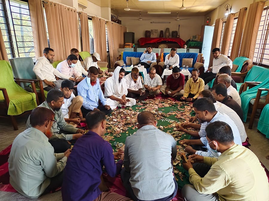 লালন আখড়াবাড়ির দানবাক্সে মিলল ৮ লাখ টাকার বেশি